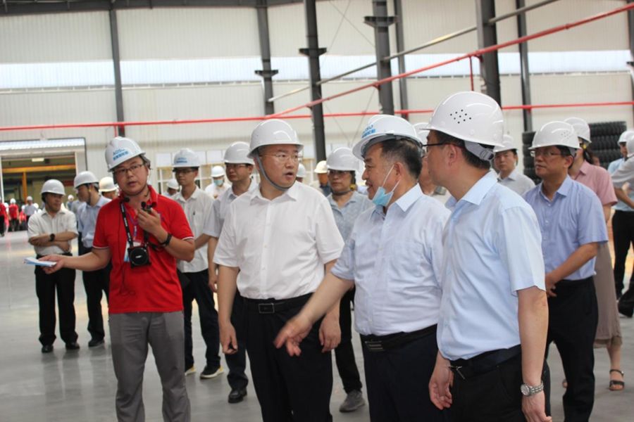 黄石市委副书记、市长吴锦莅临奥莱斯二期项目调研_Hubei Jintian Tyre Co., Ltd.